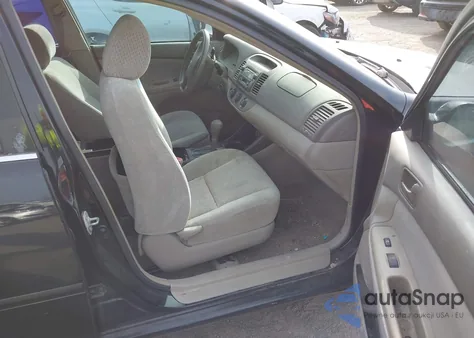 2004 Toyota Camry Le from USA, damaged, VIN 4T1BE32K04U304353